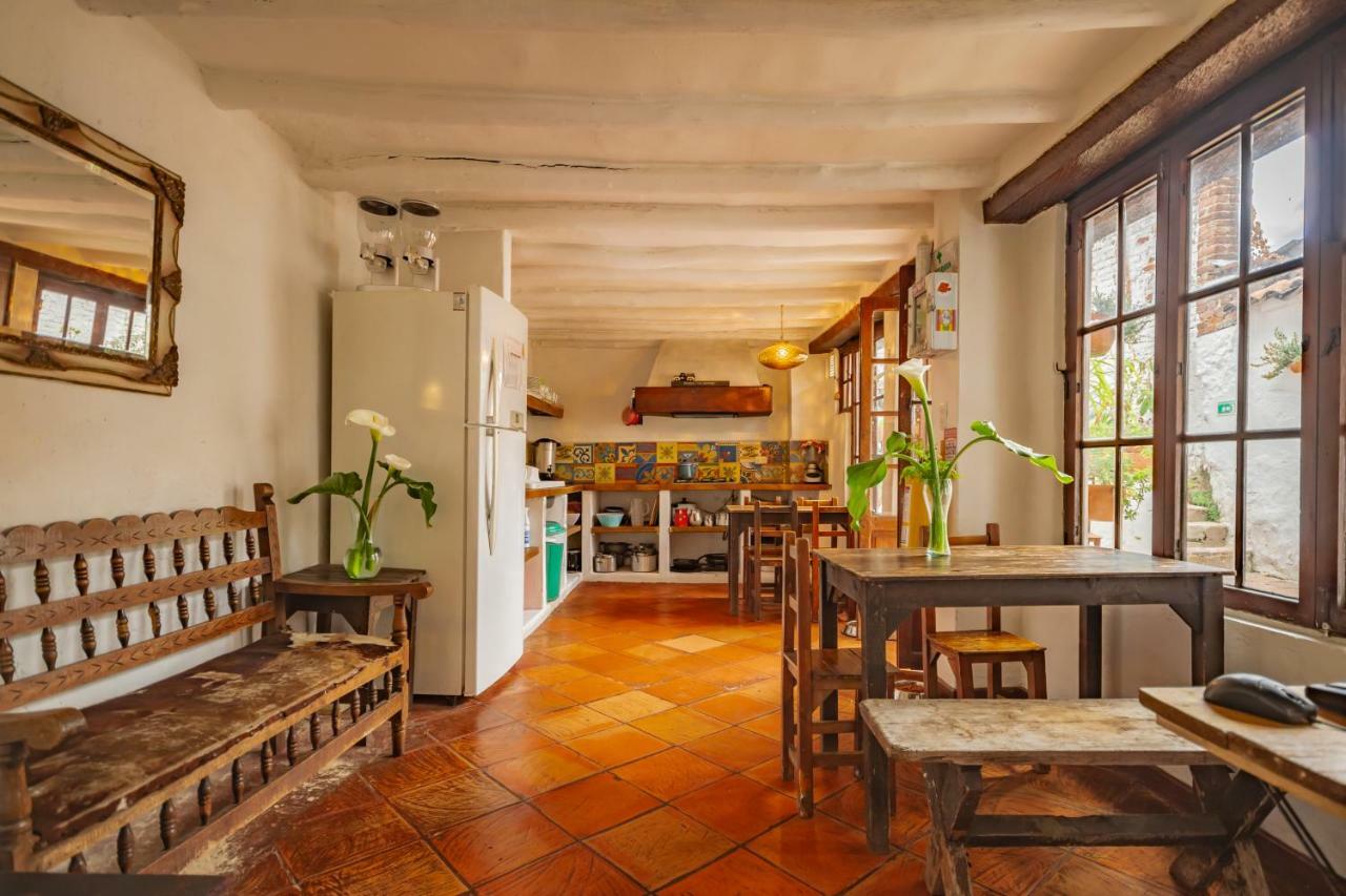Alegrias Hostel โบโกตา ภายนอก รูปภาพ